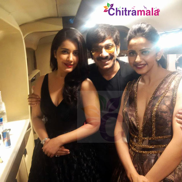 Rakul-Preet-Rashi-Khanna-at-Raviteja-Bir